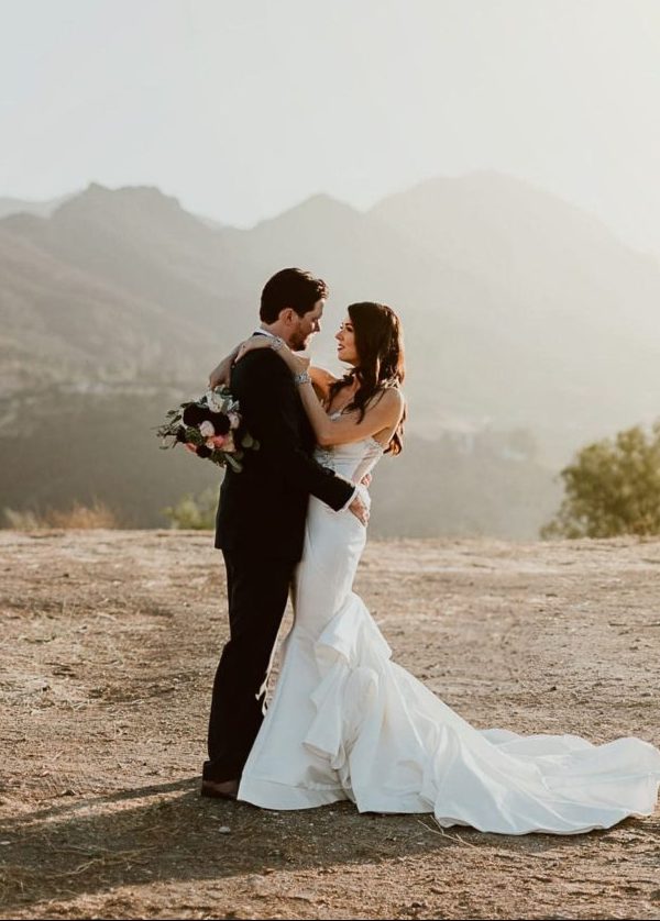 bride and groom sunset hour portraits victoria gold photography